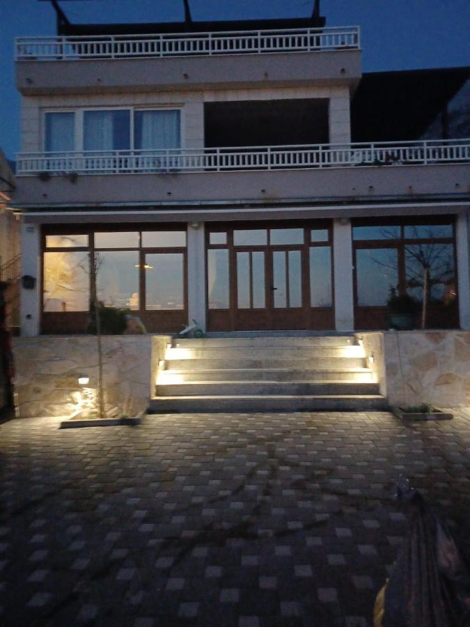 Apartments Kurilj Makarska Bagian luar foto