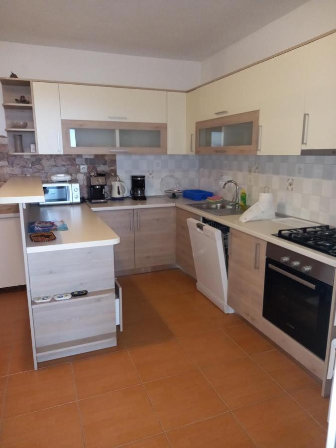 Apartments Kurilj Makarska Bagian luar foto