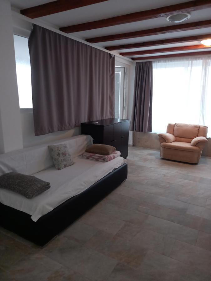 Apartments Kurilj Makarska Bagian luar foto